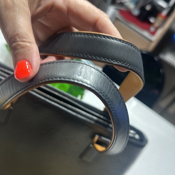 Louis Vuitton Monogram Mat Stockton in Pewter - Picture 9 of 16